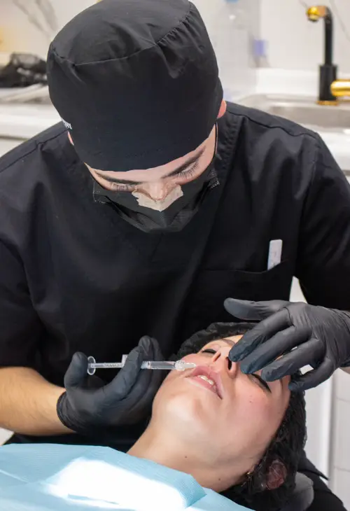Volumen y definición de labios en Black Clinic